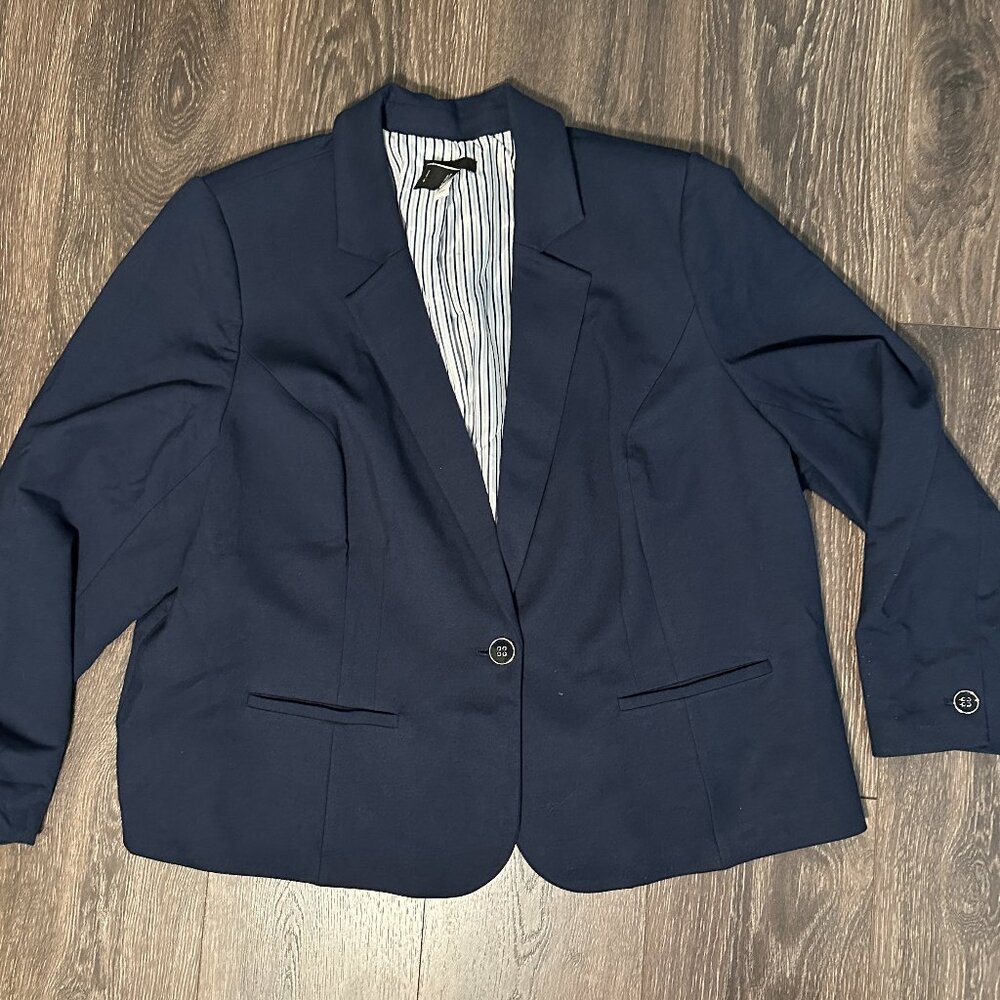 Lane Bryant Navy Blue Blazer - lined - size 28